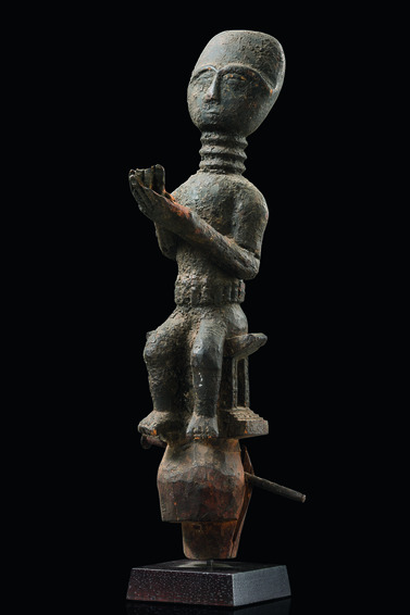 Shrine figure, Ghana, Fante, Size: H: 33,5 cm (H: 13.2 inch), ID: 3038062
