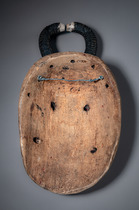 Female face mask "kplekple bla" of the "goli" group, Côte d'Ivoire, Baule, Size: H: 39 cm (H: 15.4 inch), ID: 3050982 - 5/5