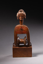 Anthropomorpher Webrollenhalter, Côte d'Ivoire, Baule, Größe: H: 14 cm (H: 5.5 inch), ID: 3052207 - 3/4