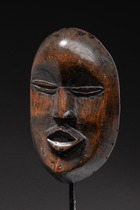 Anthropomorphe Gesichtsmaske, Côte d'Ivoire, Dan, Größe: H: 22 cm (H: 8.7 inch), ID: 3050057 - 3/4