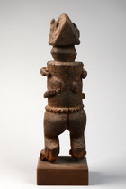 Power figure "enok ateng" or "njom", Cameroon, Keaka, Size: H: 33 cm (H: 13.0 inch), ID: 3052194 - 3/4