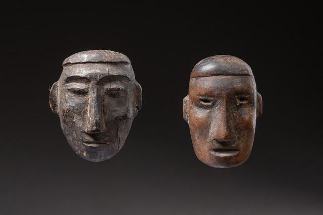 Two small heads, India, Naga, Size: H: 6,5 cm (each) (H: 2.6 inch (each)), ID: 3052223