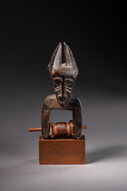 Zoomorpher Webrollenhalter, Côte d'Ivoire, Jimini, Größe: H: 16 cm (H: 6.3 inch), ID: 3052182 - 3/4