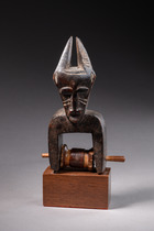 Zoomorpher Webrollenhalter, Côte d'Ivoire, Jimini, Größe: H: 16 cm (H: 6.3 inch), ID: 3052182 - 4/4