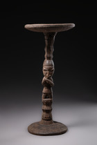 Stool with "eshu" figure, Nigeria, Yoruba, Size: H: 55,5 cm (H: 21.9 inch), ID: 3052242 - 3/7