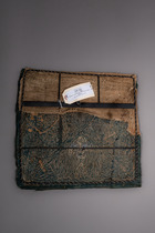Pair of beaded panels, Nigeria, Yoruba, Size: M: 30 x 30 cm & 31,5 x 29,5 cm (M: 30 x 11.8 inch & 31,5 x 11.6 inch), ID: 3052243 - 2/5