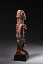 Standing female figure, D. R. Congo, Ubangi, Size: H: 43 cm (H: 16.9 inch), ID: 3052142 - 2/6