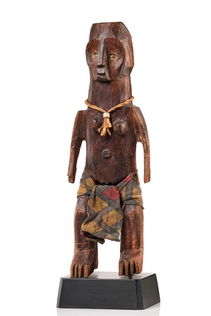 Standing female figure, D. R. Congo, Ubangi, Size: H: 43 cm (H: 16.9 inch), ID: 3052142