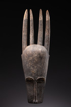 Zoomorphic mask "bonu amwin", Côte d'Ivoire, Baule, Size: L: 89 cm (L: 35.0 inch), ID: 3052121 - 3/4