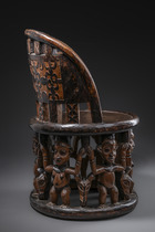 Prestige chair, Cameroon Grassfields, Babanki-Tungo, Size: H: 42,5 cm 82 cm (seat backrest) D: 51 cm (seat) (H: 16.7 inch 32.3 inch (seat backrest) D: 20.1 inch (seat)), ID: 3052273 - 5/8