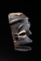 Anthropomorphe Gesichtsmaske "idiok ekpo", Nigeria, Ibibio, Größe: H: 25 cm (H: 9.8 inch), ID: 3052268 - 3/4