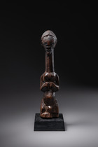 Weibliche Fetisch-Halbfigur "kakudji", D. R. Kongo, Luba, Größe: H: 26 cm (H: 10.2 inch), ID: 3052429 - 3/5