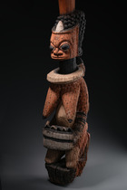 Two "opo ile" veranda posts, each shaped as a Maternité, Nigeria, Yoruba, Ekiti, ID: 3052611 - 2/10