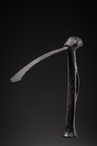Ceremonial adze, D. R. Kongo, Kuba - Lele, Size: H: 20 cm L: 15,5 cm (blade) (H: 7.9 inch L: 6.1 inch (blade)), ID: 3052752 - 2/4