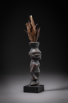 Zauberfigürchen, D. R. Kongo, Lulua, Größe: H: 8,8 cm 14,5 cm (with feathers) (H: 3.5 inch 5.7 inch (with feathers)), ID: 3052754 - 3/4