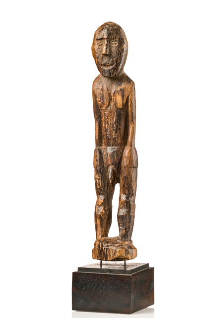 Standing male figure, Papua New Guinea - Lake Sentani, Size: H: 21 cm (H: 8.3 inch), ID: 3052789