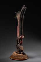 Coiffe de danse "chiwara" / "tjiwara" / "ci-wara", avant 1918, Mali, Bamana, Taille: H: 44 cm 48 cm (with basketry cap) (H: 17.3 inch 18.9 inch (with basketry cap)), ID: 3052802 - 4/6