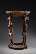 Caryatid stool with female figures, Malawi, Nyanja, Size: H: 50 cm D: 31 cm (H: 19.7 inch D: 12.2 inch), ID: 3052803 - 3/7