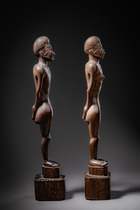 Paire de figures, env. 1920/30, Mozambique, Makondé, Taille: H: 42,5 cm (H: 16.7 inch), ID: 3052765 - 3/6