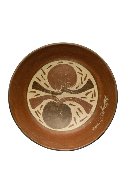 Bowl, ca. 200 - 600 AD, Peru, Nazca, Size: H: 6,2 cm D: 18,8 cm (H: 2.4 inch D: 7.4 inch), ID: 3052799