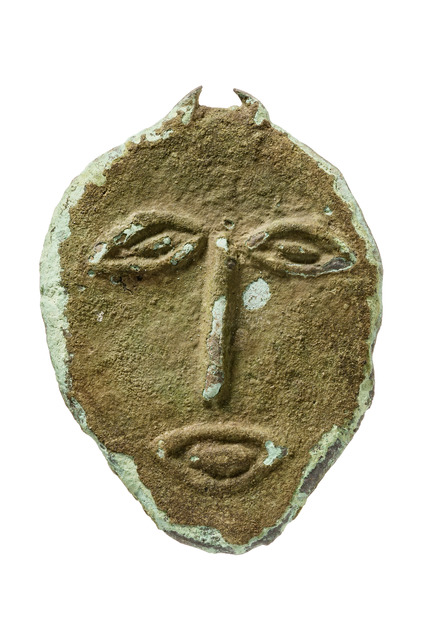 Amulet: anthropomorphic face, Russia, Siberia, Kulai, Size: M: 5,2 cm x 3,5 cm (M: 2.0 inch x 1.4 inch), ID: 3052774