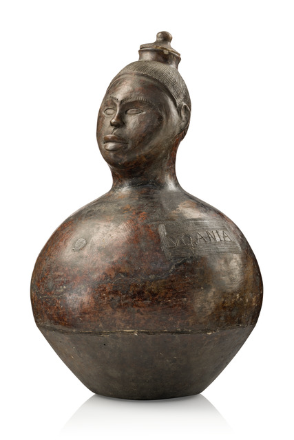 Human-headed vessel, D. R. Congo, Bakongo / Woyo, Voania of Muba (†1928), Size: H: 42,5 cm D: 25 cm (H: 16.7 inch D: 9.8 inch), ID: 3052796