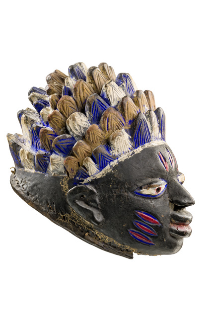 Anthropomorphic helmet mask  "gelede", Nigeria, Yoruba, Size: M: 30 cm x 20 cm (M: 11.8 inch x 7.9 inch), ID: 3052815