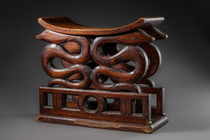 Stool "konda", before 1920, Cameroon, Duala, Size: H: 45,5 cm B: 53 cm (H: 17.9 inch B: 20.9 inch), ID: 3052909 - 3/7