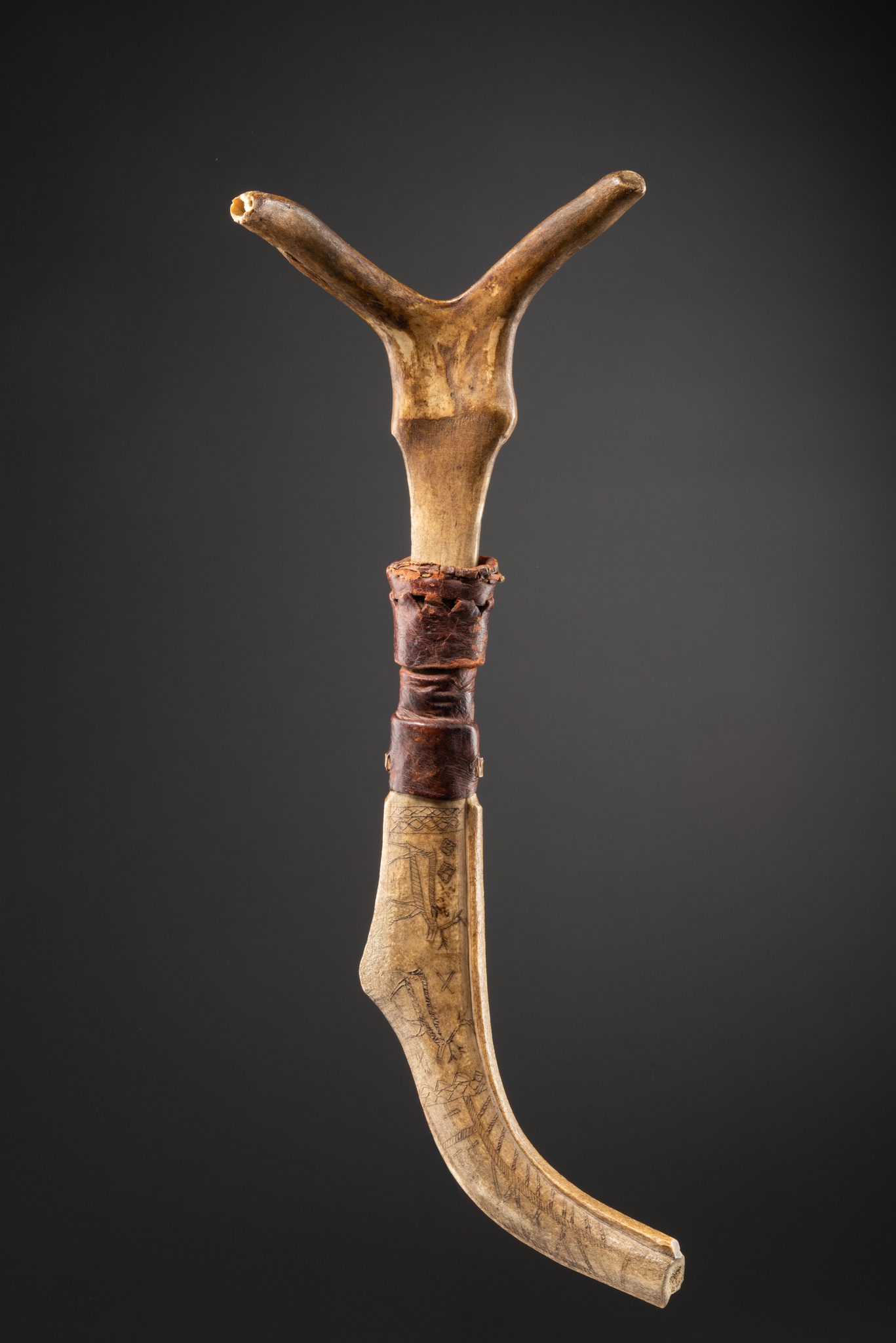 Couteau de chasse, XIXe siècle, Fennoscandie, Sami (Lapons), Taille: L: 34,5 cm (L: 13.6 inch), ID: 3053258