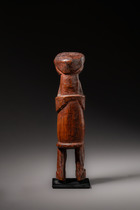 Standing male power figure, D. R. Congo, Hungana, Size: H: 16,5 cm (H: 6.5 inch), ID: 3053323 - 4/5