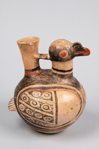 Tüllengefäß mit Bandhenkel in Gestalt eines Vogels, ca. 300 - 500 n.Chr., Peru, Recuay, Nördliches Hochland, Größe: H: 19,5 cm (H: 7.7 inch), ID: 3050258 - 5/6