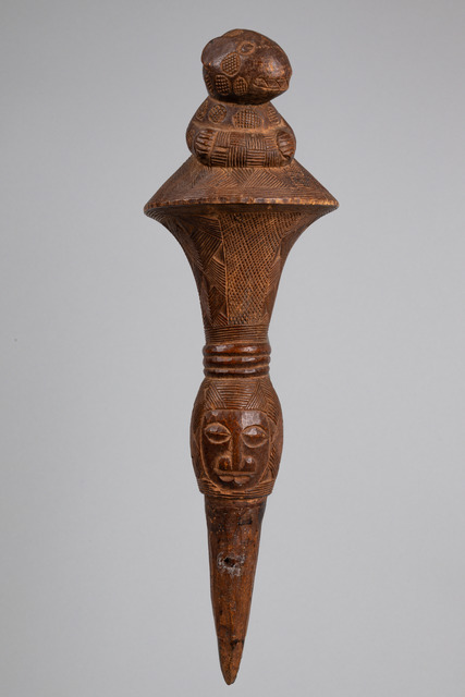 Handle of a fly whisk "nandwa blawa", Côte d'Ivoire, Baoulé, Taille: H: 27 cm (H: 10.6 inch), ID: 3050490