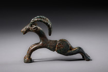 Pendentif en forme de bouquetin, vers le Ier millénaire av. J.-C., Proche-Orient, Taille: L: 6,5 cm (L: 2.6 inch), ID: 3052335 - 2/5