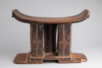 Hocker "dwa", Ghana, Akan, Ashanti (Asante), Größe: H: 22,5 cm (seat hight) B: 39,5 cm (H: 8.9 inch (seat hight) B: 15.6 inch), ID: 3050426 - 2/5