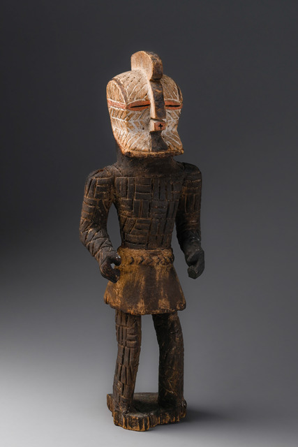 Figure of a dancer with "kilume" mask, D. R. Congo, Songye, Size: H: 32 cm (H: 12.6 inch), ID: 3050918