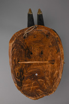 Horned mask "konon buene" (Guro) / "boli glè kplè kplè" (Wan), Côte d'Ivoire, Guro / Wan, Size: H: 35,5 cm (H: 14.0 inch), ID: 3050916 - 4/4