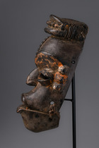 Anthropomorphic face mask "idiok ekpo", Nigéria, Ibibio, Taille: H: 28,5 cm, ID: 3050904 - 2/4
