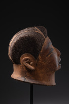 Männliche Helmmaske "lipiko" (pl. "mapiko"), Mosambik, Makonde, Größe: H: 29 cm (H: 11.4 inch), ID: 3050900 - 3/5
