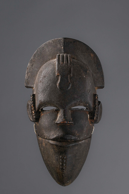 Face mask with articulated lower jaw "elu" ('spirit'), Nigeria, Ogoni, Size: H: 22 cm (H: 8.7 inch), ID: 3050932