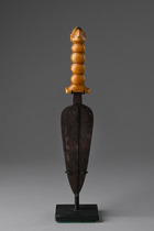 Small ornamental / prestige dagger, R. D. Congo, Azandé / Mangbetu, Taille: H: 18,5 cm, ID: 3050960 - 2/8