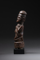 Figural handle for a divination tapper "iroke ifa", Nigeria, Yoruba, Size: H: 12 cm (H: 4.7 inch), ID: 3052111 - 3/4