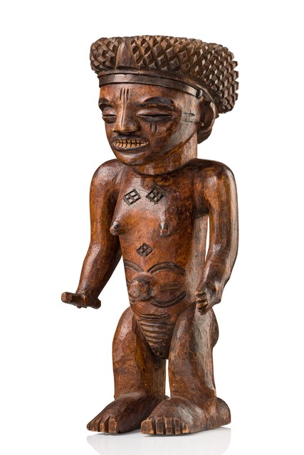 Standing female figure, D. R. Congo, Chokwe, Size: H: 31 cm (H: 12.2 inch), ID: 3052066