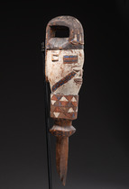 Head sculpture of the "dyo" snake cult, D. R. Congo, Kuyu, Size: H: 56,5 cm (H: 22.2 inch), ID: 3052064 - 3/4
