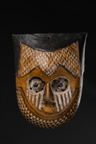 Mask "pwoom itok", D. R. Congo, Kuba, Size: H: 31,5 cm (H: 12.4 inch), ID: 3051619 - 2/4