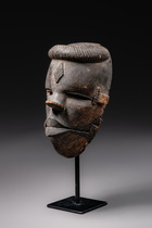 Gesichtsmaske mit Klappkiefer "elu" ("Geist"), Nigeria, Ogoni, Größe: H: 21 cm (H: 8.3 inch), ID: 3052035 - 4/4