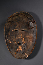 Anthropomorphic face mask "idimu", D. R. Congo, Lega / Zimba, Size: H: 32 cm (H: 12.6 inch), ID: 3051435 - 2/5