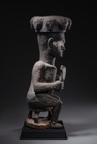 Early shrine figure "ikenga", 19th century, Nigeria, Igbo, Size: H: 66 cm (H: 26.0 inch), ID: 3052645 - 2/5