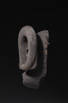 Anthropozoomorphic face mask of the "ekpo" society, Nigeria, Ogoni, Size: H: 24 cm (H: 9.4 inch), ID: 3051611 - 3/4