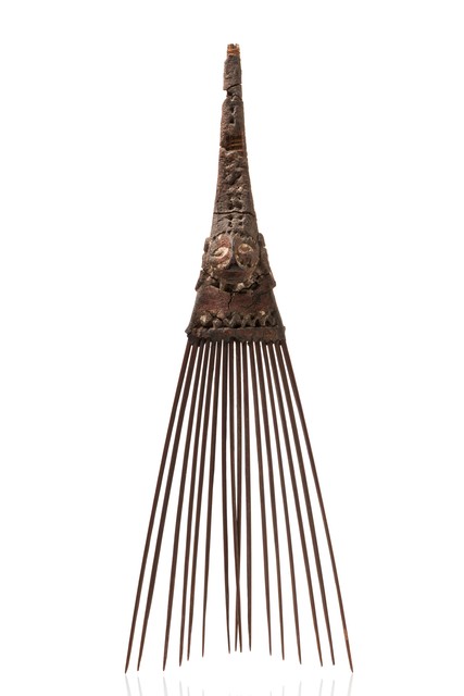 Peigne à manche, Papouasie-Nouvelle-Guinée - Archipel Bismarck - Îles de l´Amirauté, Taille: H: 31 cm (H: 12.2 inch), ID: 3051853