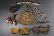 Ensemble de sac et éléments de bijouterie, Papouasie-Nouvelle-Guinée, ID: 3051857 - 2/2